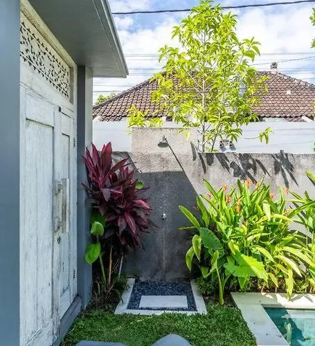 فيلة Charming 3 Bedroom Close Berawa