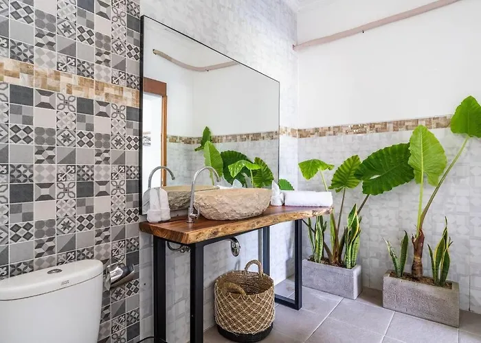 فيلة Charming 3 Bedroom Close Berawa