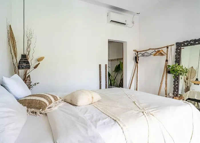 Charming 3 Bedroom Close Berawa