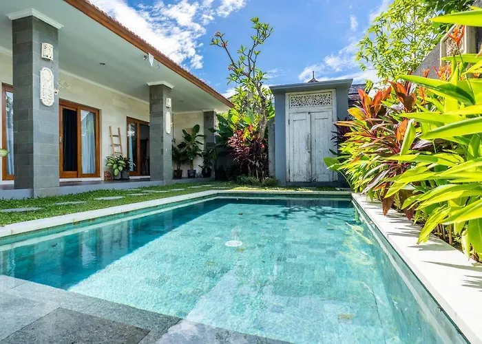 فيلة Charming 3 Bedroom Close Berawa *